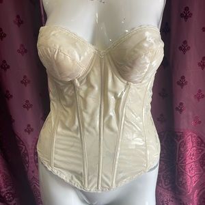 Vintage Cream Embossed Corset Size 34C